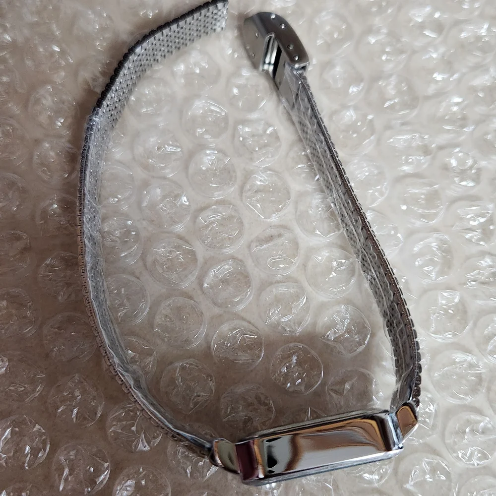 Sleek Silver Smartwatch with Rectangular Face (NO BATTERY)!